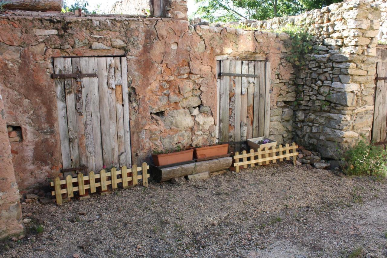 Valcaris: Gites, Chambre D'Hotes Et Tables D'Hotes Le Chaffal Buitenkant foto